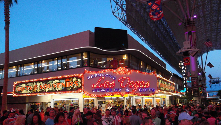Overnight Millionaires: Progressive Jackpots Special Report